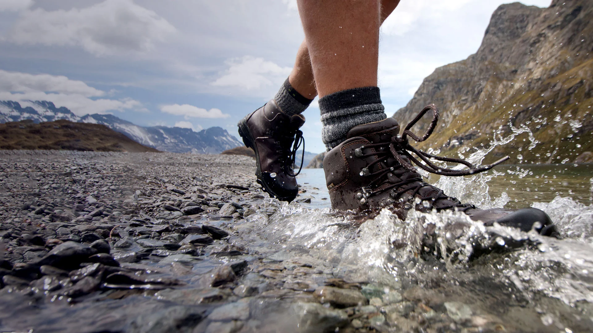 Front Page 42 Front Page -Reebok Sales Store anatom homepage hero 1